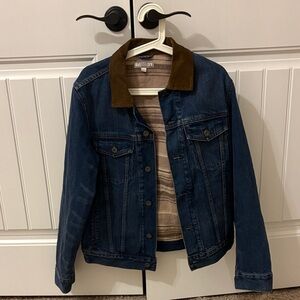 Men's Denim Jacket with Brown Collar